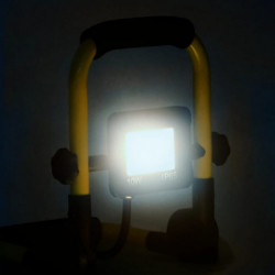 LED-Fluter mit Handgriff 10 W Kaltweiß